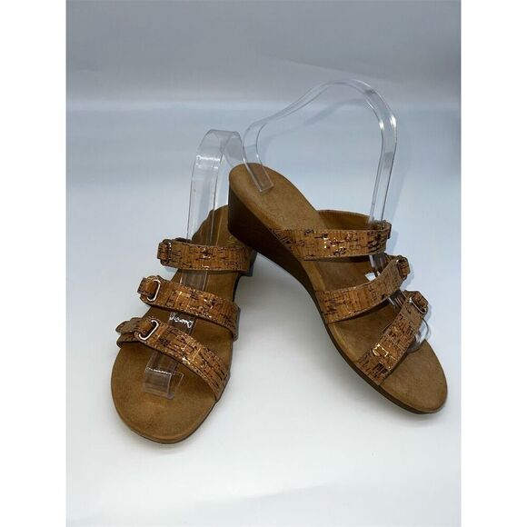 Vionic Women's Strappy Wedge Sandals Tan Size 8 Casual Summer - Picture 8 of 9
